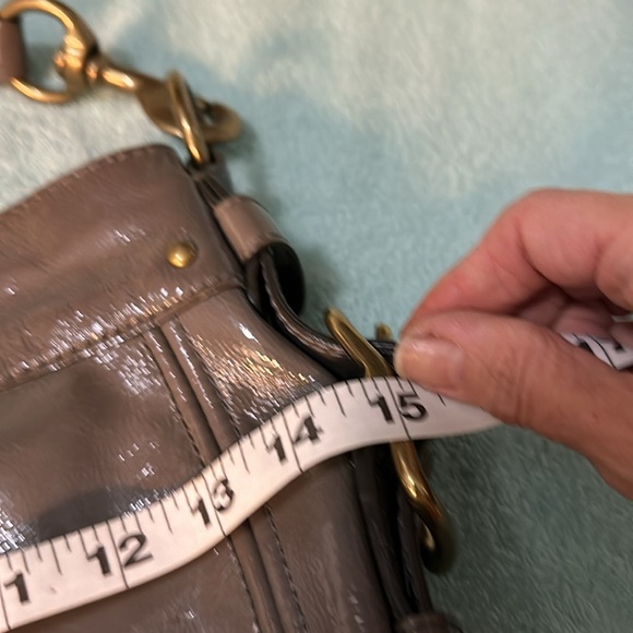 Coach patent purse - Picture 7 of 9